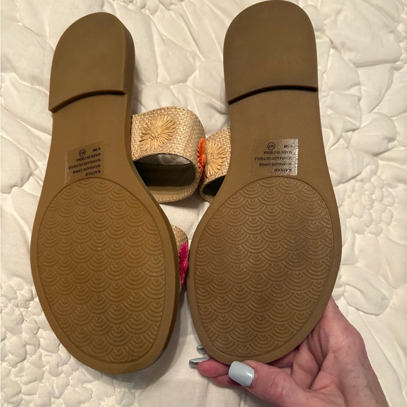 Brand New Pop Kaiyah Floral Slide Sandal - Picture 3 of 8